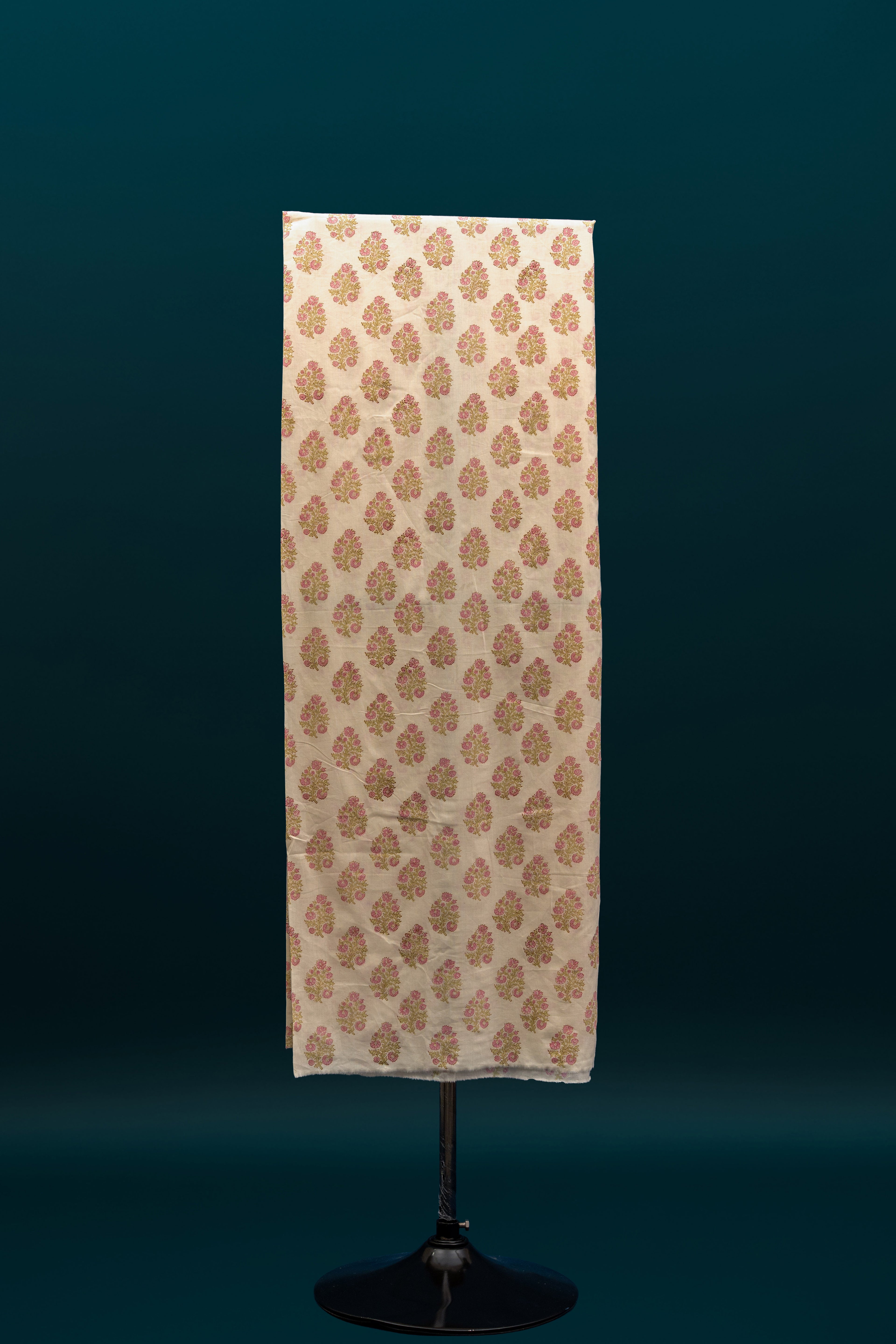 IVORY NOOR - Chanderi & Handblock Suit Set