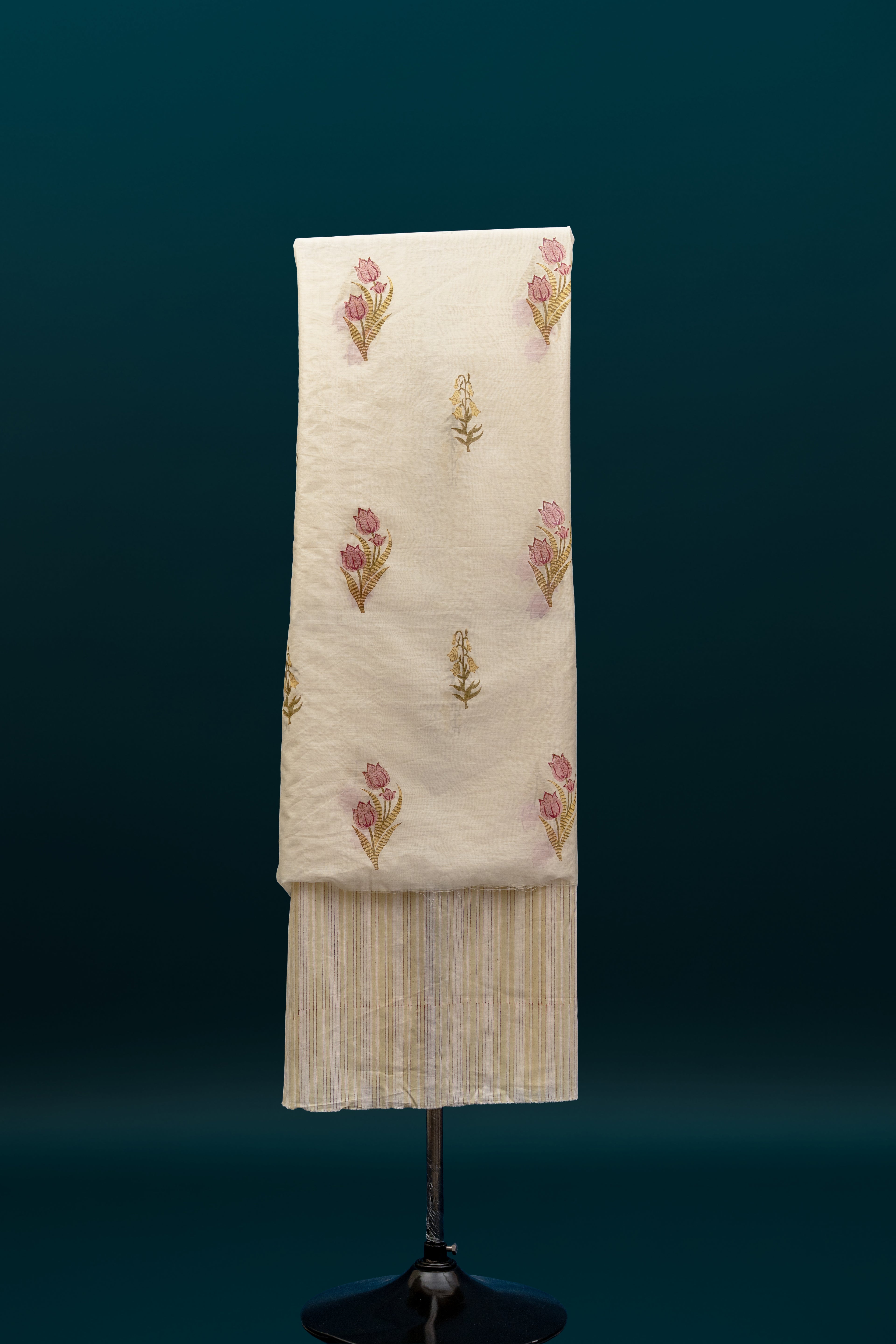 SAANJH SUTRA – Chanderi & Handblock Suit Set