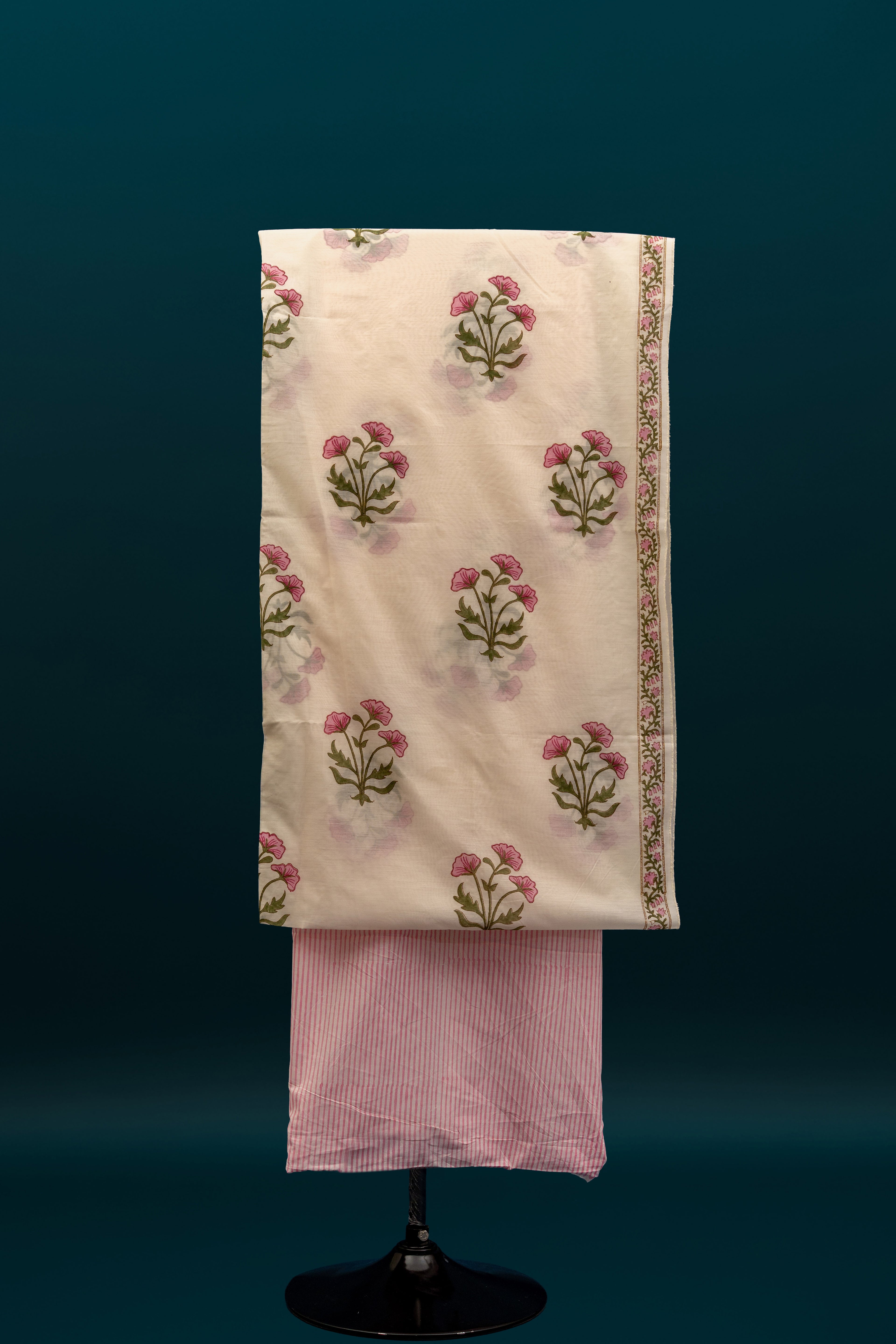 NAAZNEEN WEAVES– Chanderi & Handblock Suit Set