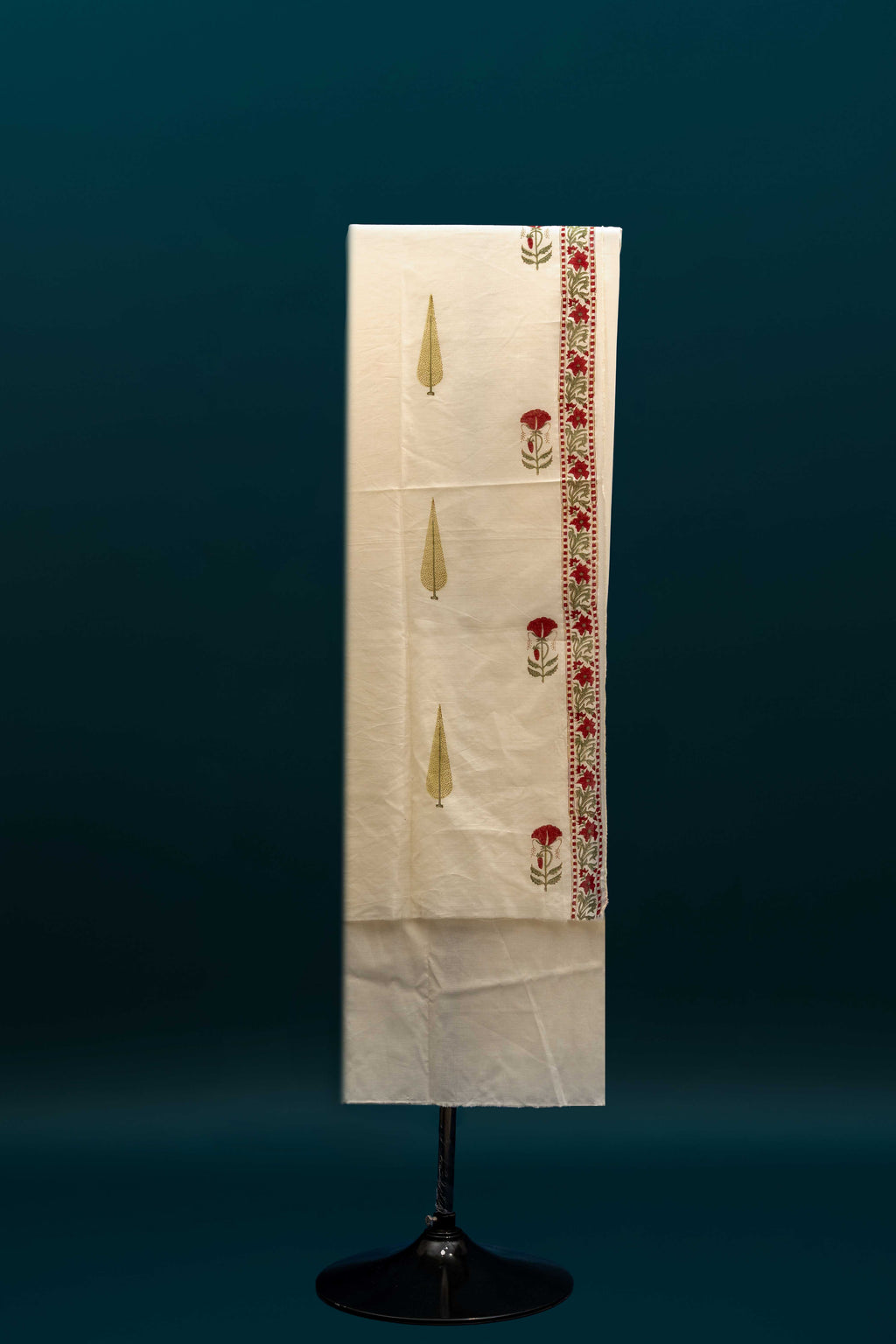 INAAYAT– Chanderi & Handblock Suit Set