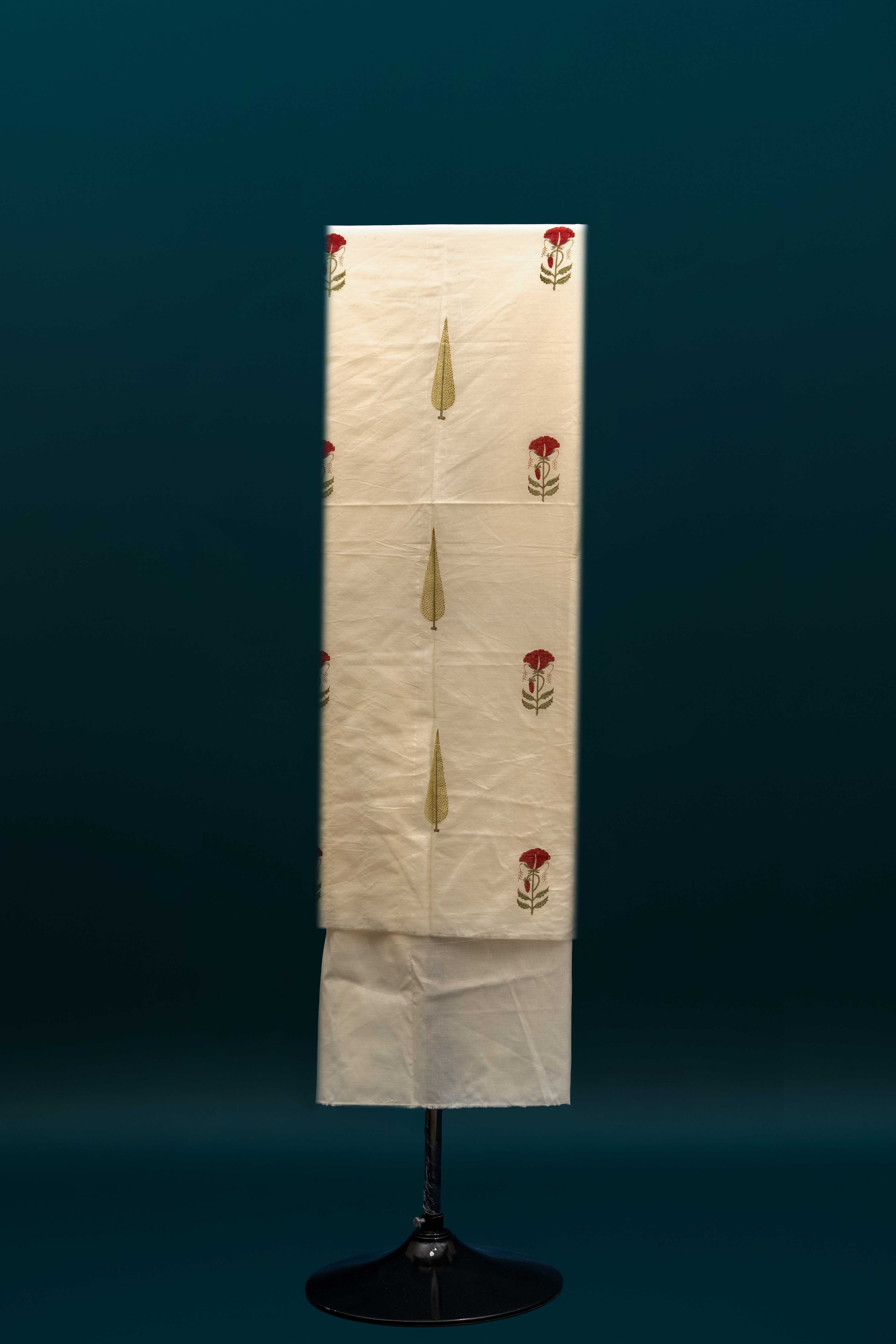 INAAYAT– Chanderi & Handblock Suit Set