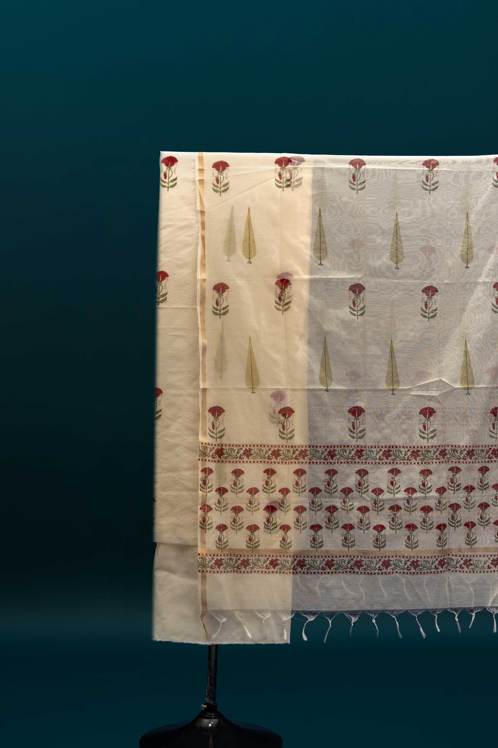 INAAYAT– Chanderi & Handblock Suit Set