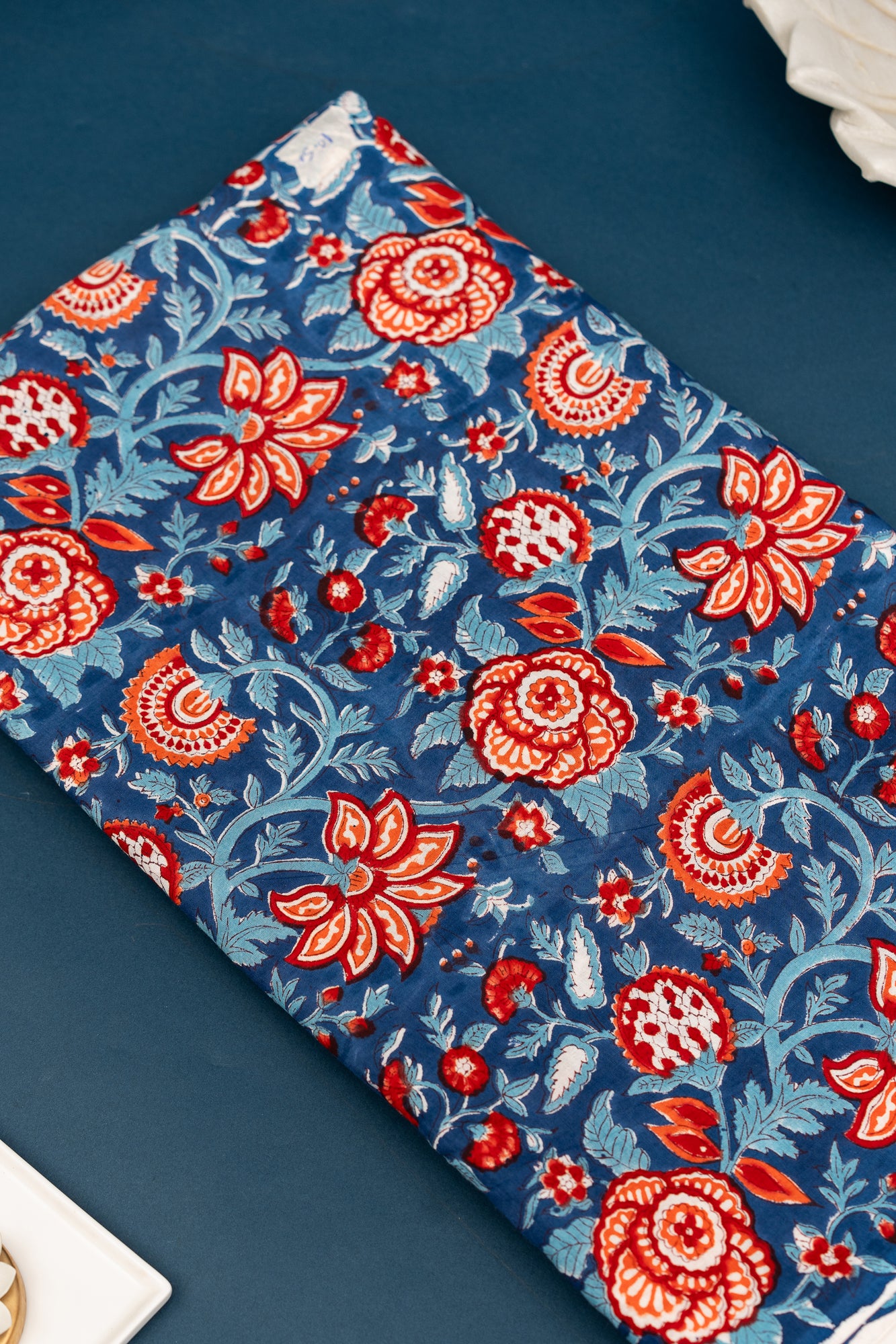 𝗠𝗜𝗗𝗡𝗜𝗚𝗛𝗧 𝗕𝗟𝗨𝗘 - Unstitched Cotton 60×60 Suit Set with Kota Doria Dupatta (3 Piece Fabric)