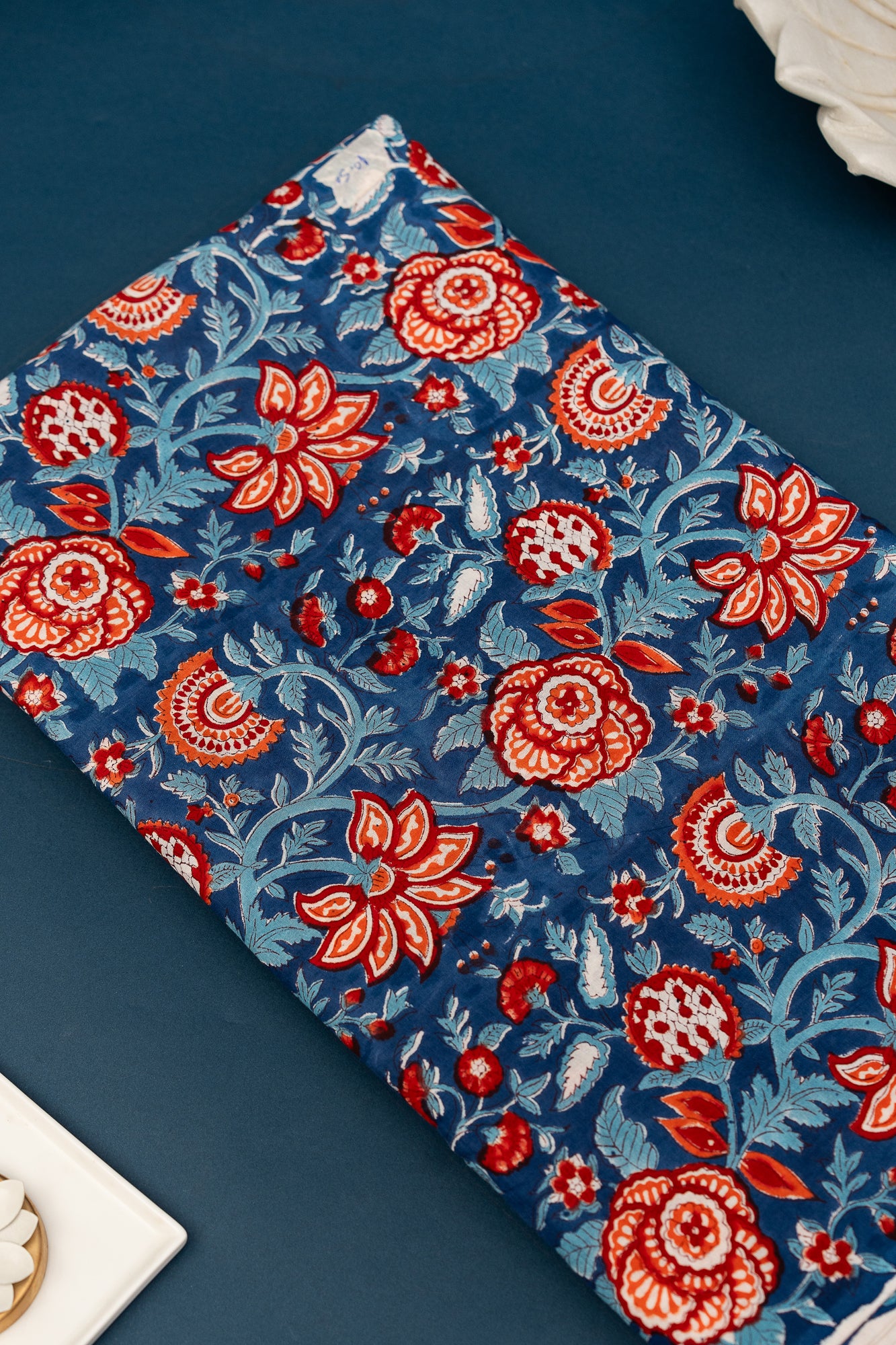 𝗠𝗜𝗗𝗡𝗜𝗚𝗛𝗧 𝗕𝗟𝗨𝗘 - Unstitched Cotton 60×60 Suit Set with Kota Doria Dupatta (3 Piece Fabric)