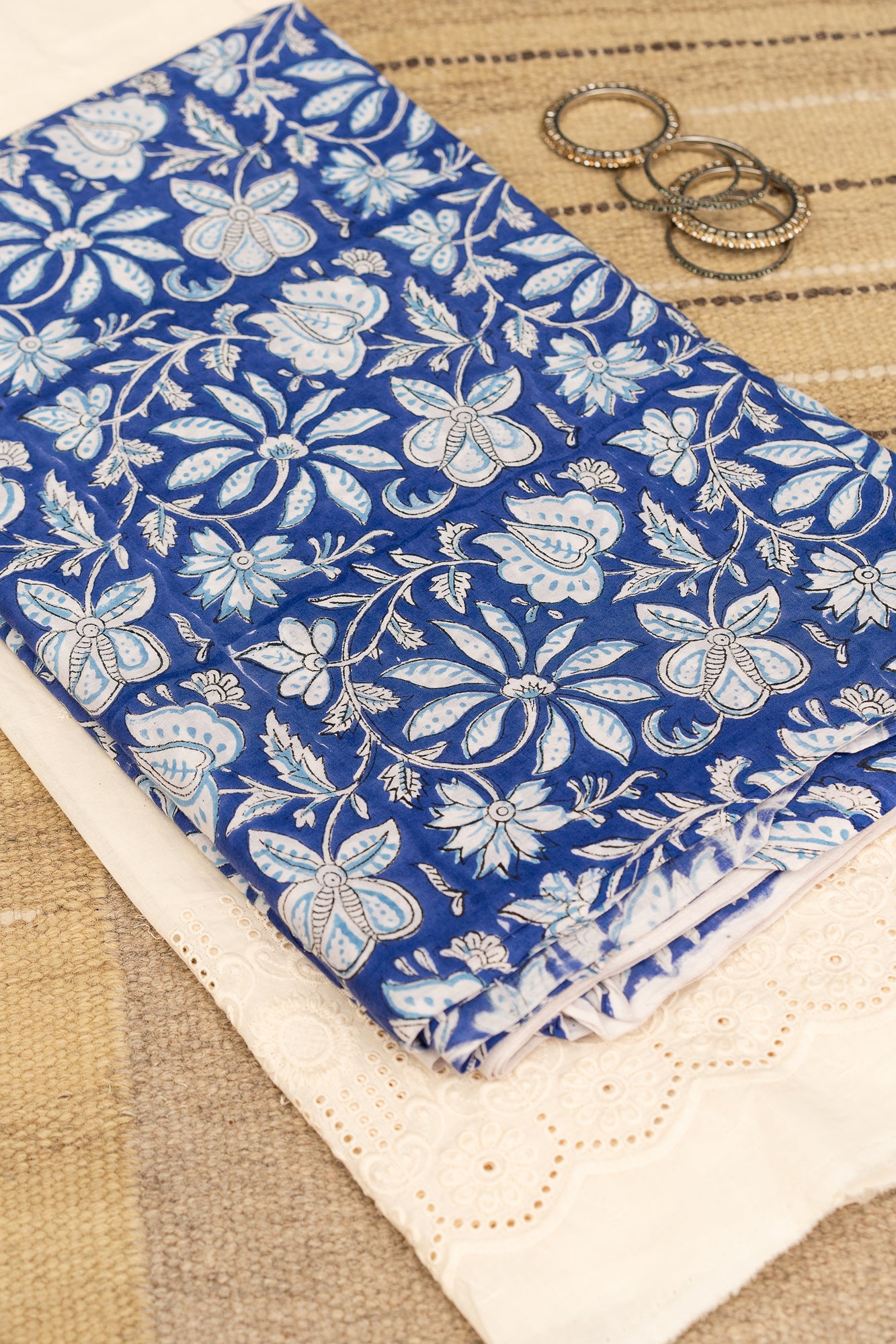 𝗝𝗢𝗗𝗛𝗣𝗨𝗥 𝗕𝗟𝗨𝗘 - Unstitched Cotton 60×60 Suit Set with Kota Doria Dupatta (3 Piece Fabric)