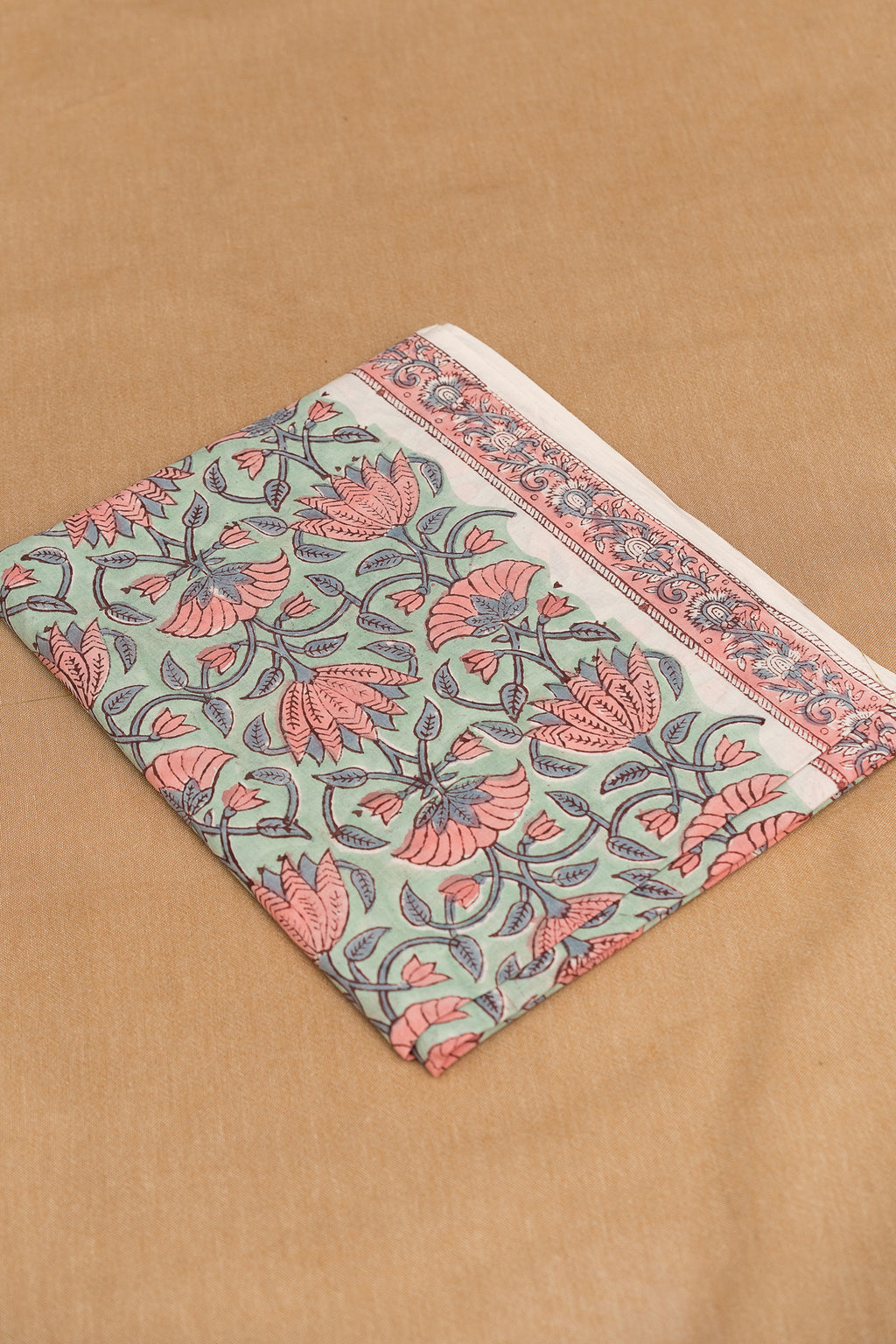 𝗟𝗢𝗧𝗨𝗦 𝗝𝗔𝗔𝗟 - Unstitched Cotton 60×60 Suit Set with Kota Doria Dupatta (3 Piece Fabric)