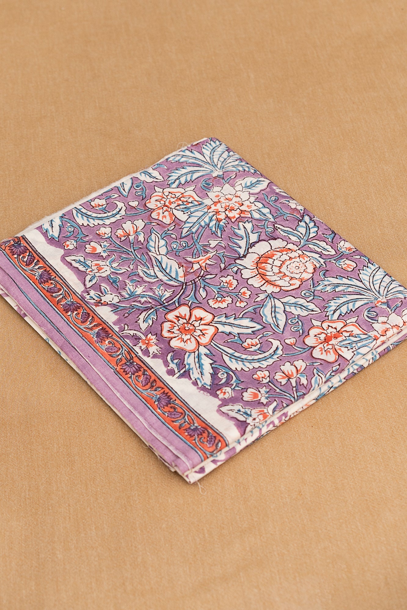 𝗠𝗔𝗚𝗘𝗦𝗧𝗜𝗖 𝗣𝗨𝗥𝗣𝗟𝗘 - Unstitched Cotton 60×60 Suit Set with Kota Doria Dupatta (3 Piece Fabric)