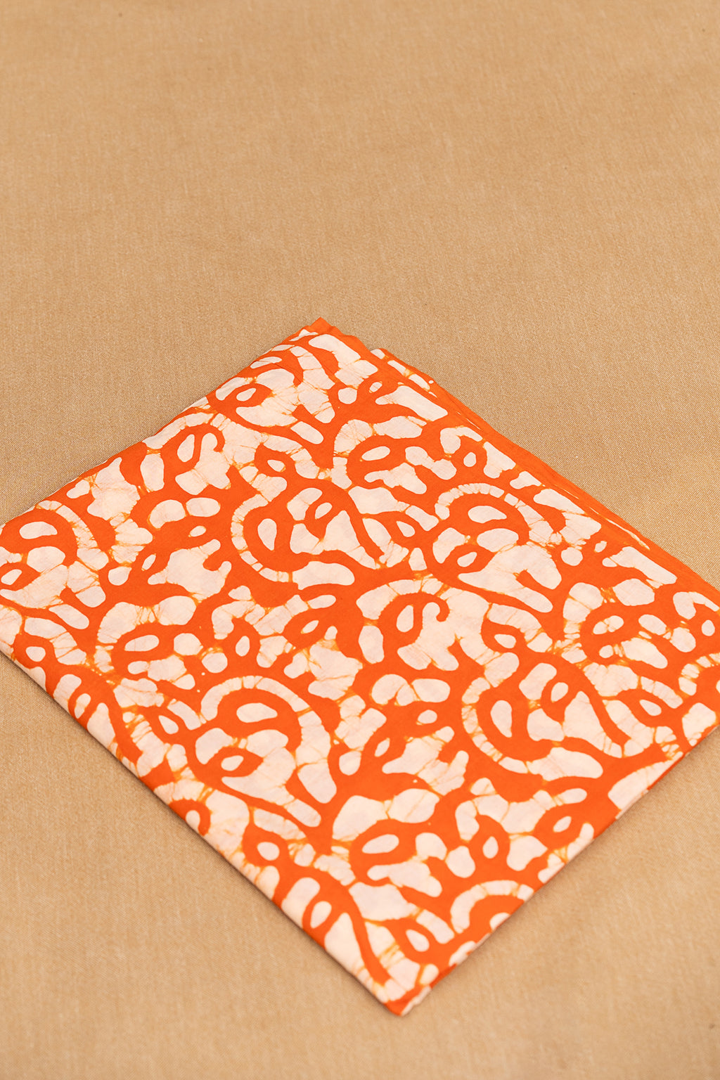 𝗣𝗔𝗧𝗢𝗟𝗔 𝗣𝗢𝗘𝗧𝗥𝗬 - Unstitched Cotton 60×60 Suit Set with Kota Doria Dupatta (3 Piece Fabric)