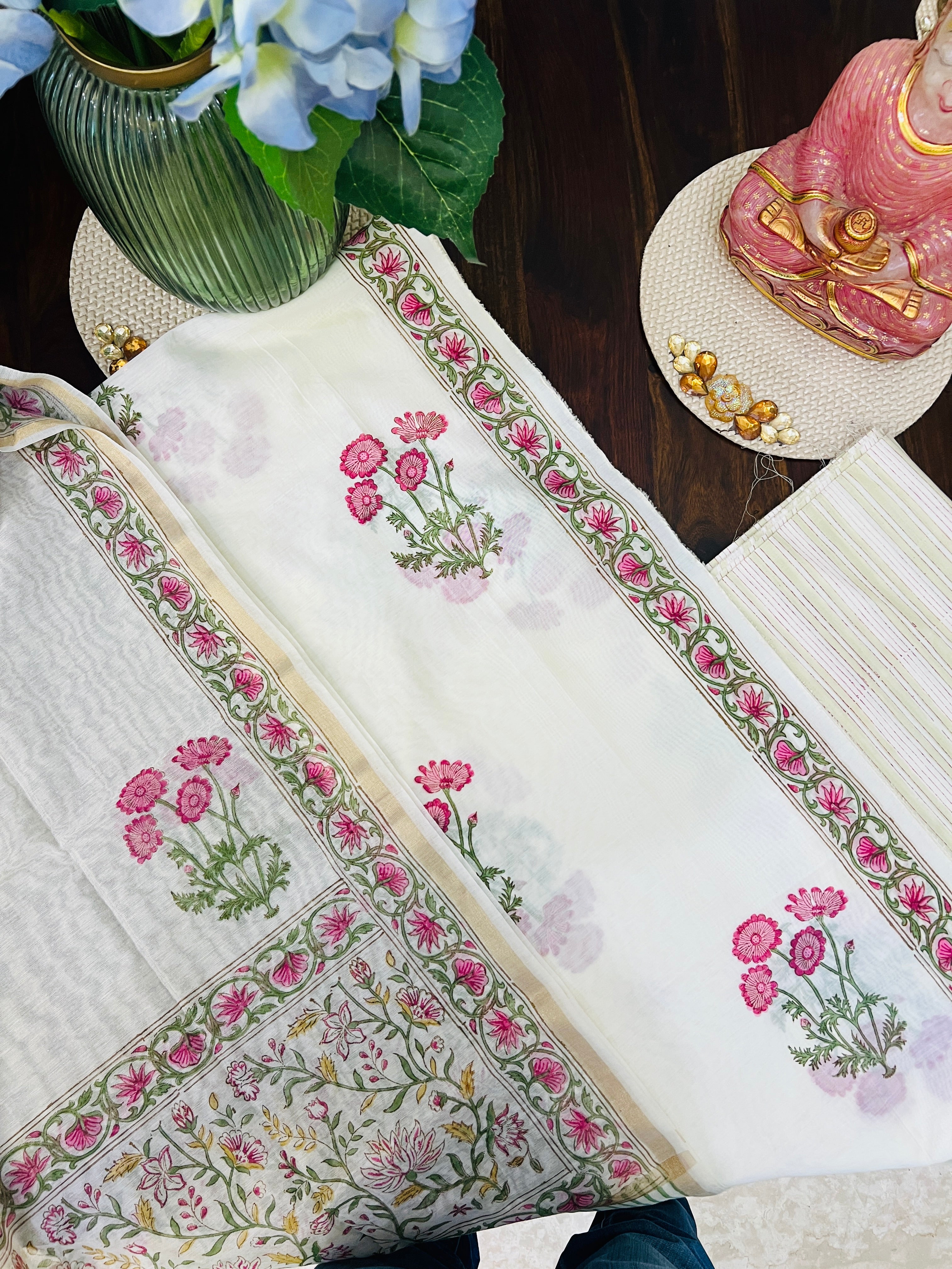 AABRO – Chanderi & Handblock Suit Set