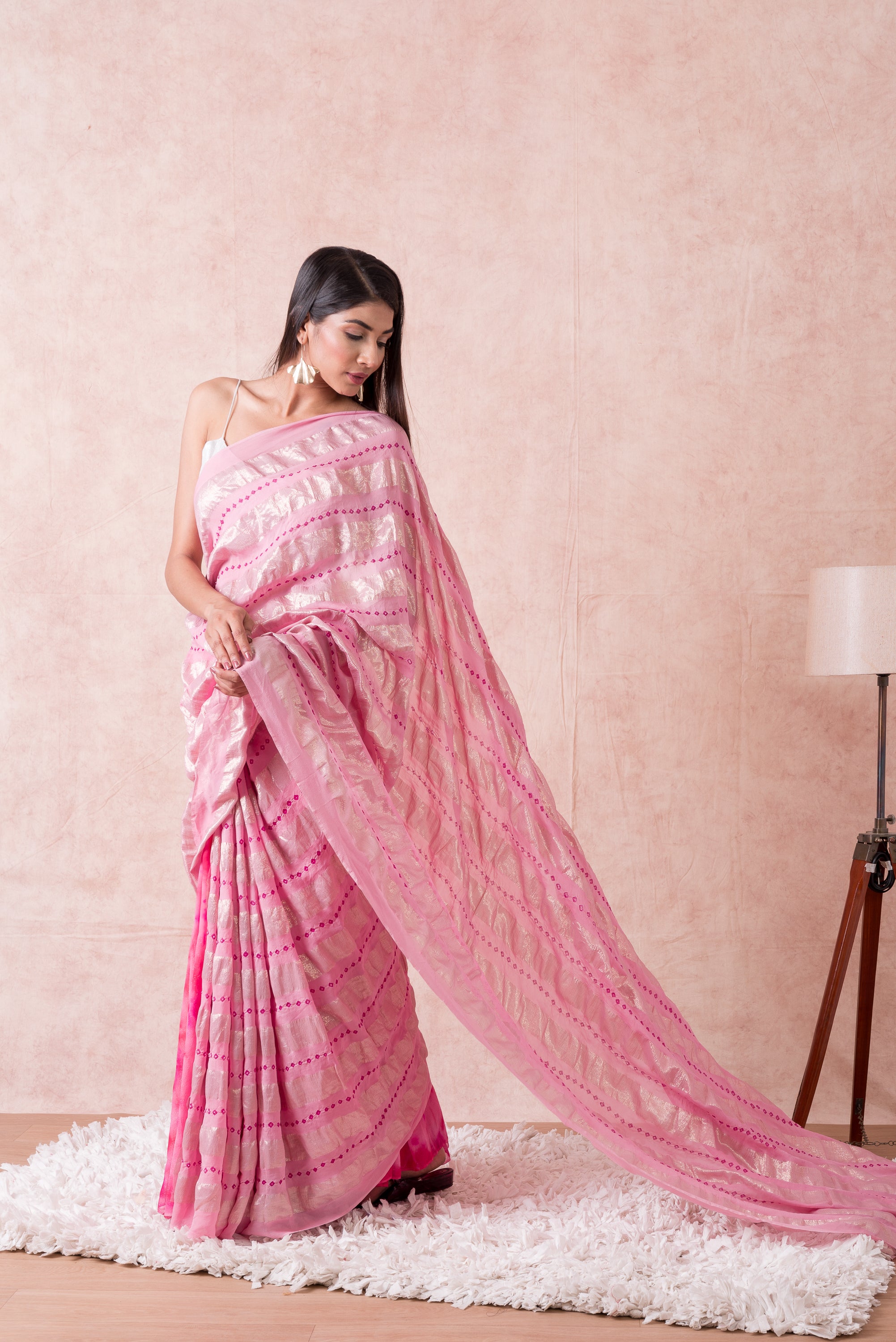 PINK BHANDHEJ SAARE IN PURE SIL LUREX